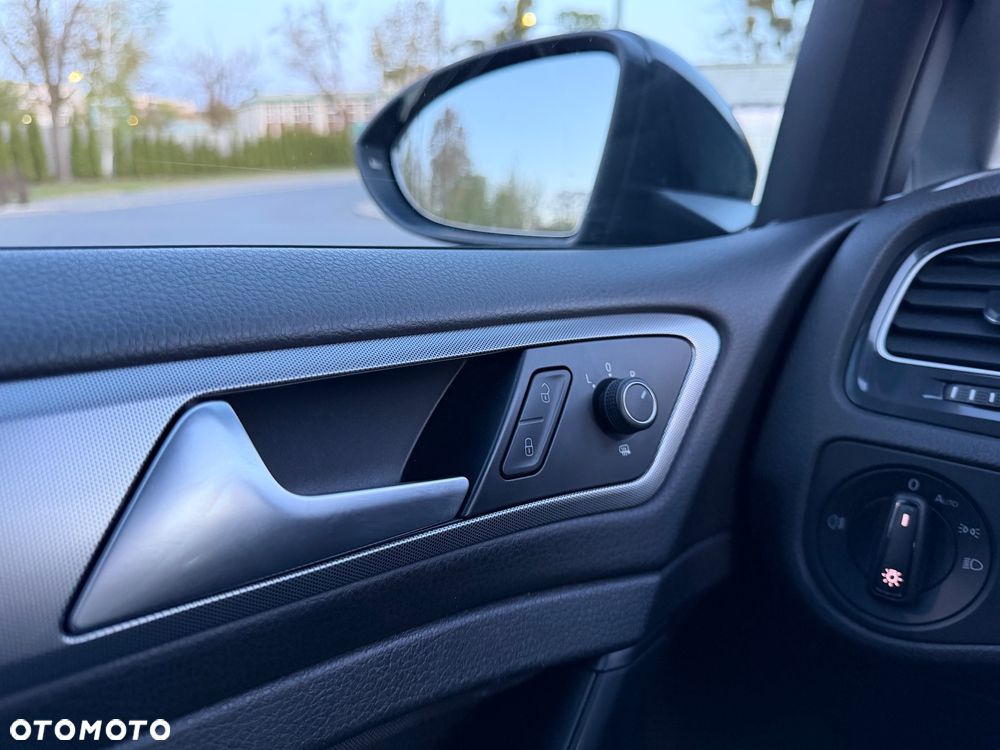 Volkswagen Golf 1.0 TSI Trendline - 41
