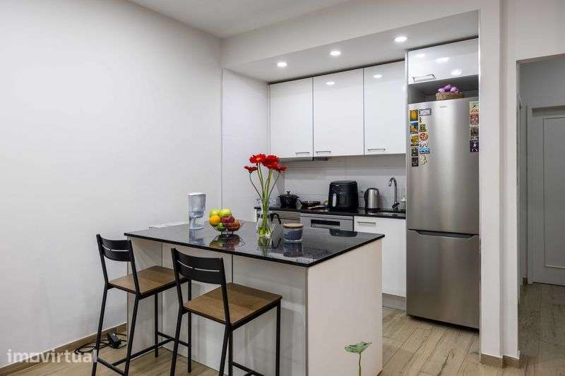 Arrenda-se Apartamento T1 Porto - Grande imagem: 2/7