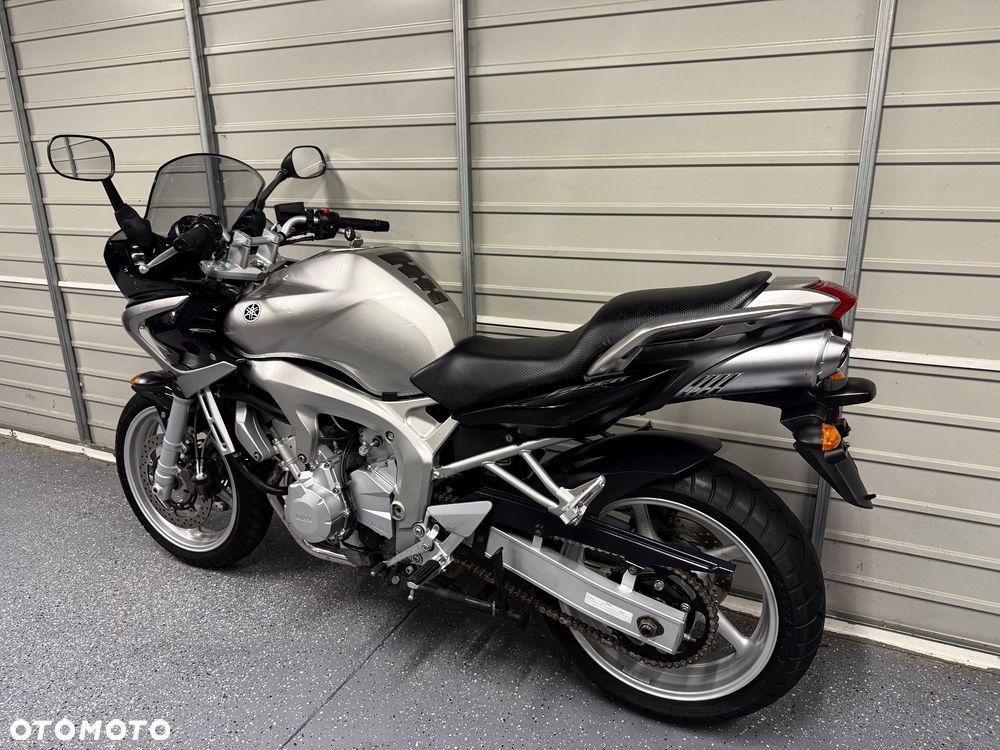 Yamaha FZ6 - 13