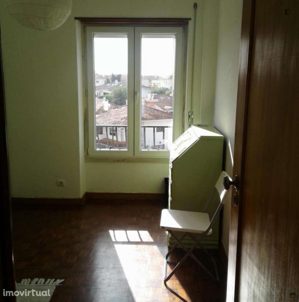 Quarto - localizado em Oeiras Lisbon - Grande imagem: 5/13