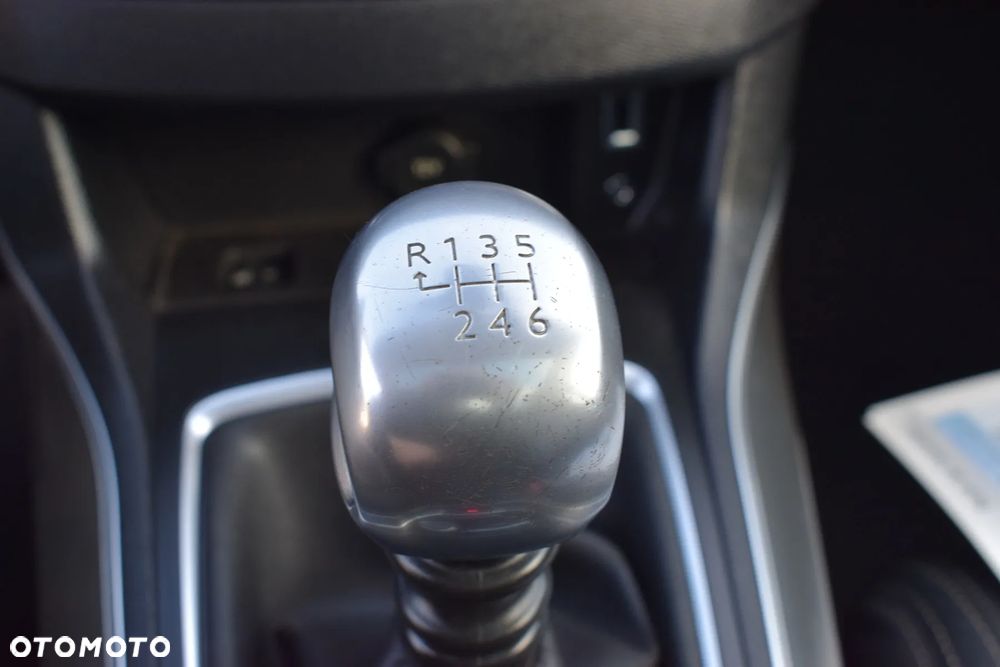 Peugeot 308 1.2 PureTech Allure S&S - 29