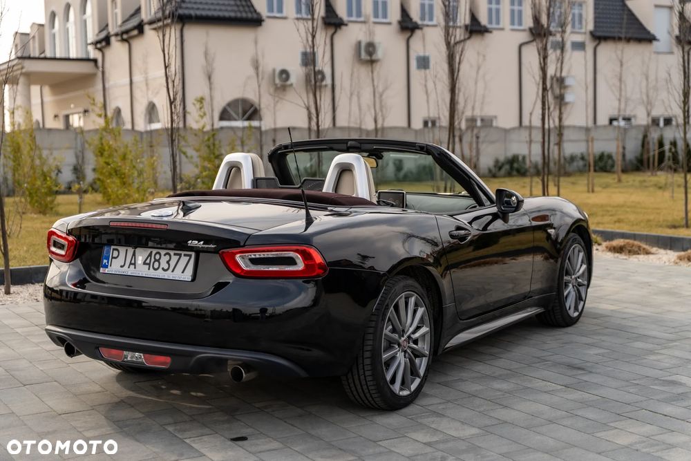 Fiat 124 Spider - 20