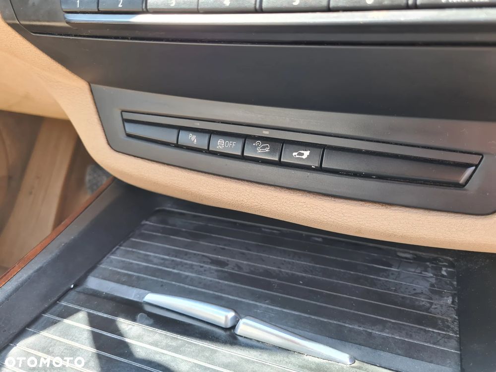 BMW X5 - 30