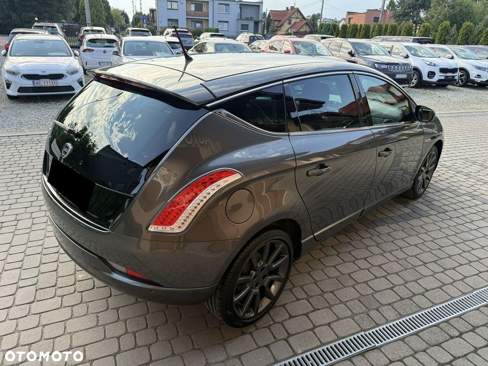 Lancia Delta - 6