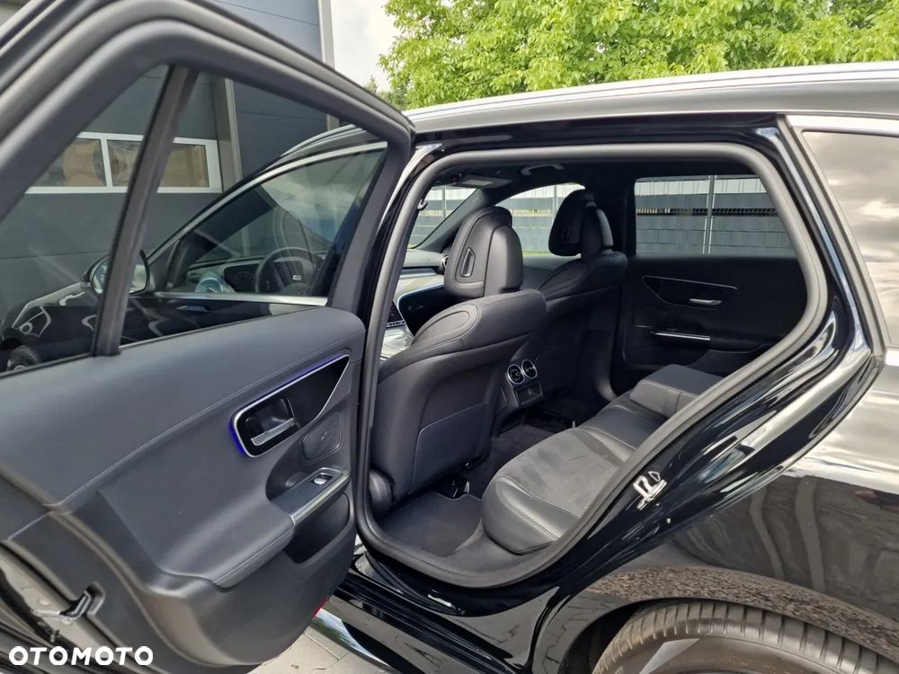 Mercedes-Benz Klasa C 300 d 9G-TRONIC - 21