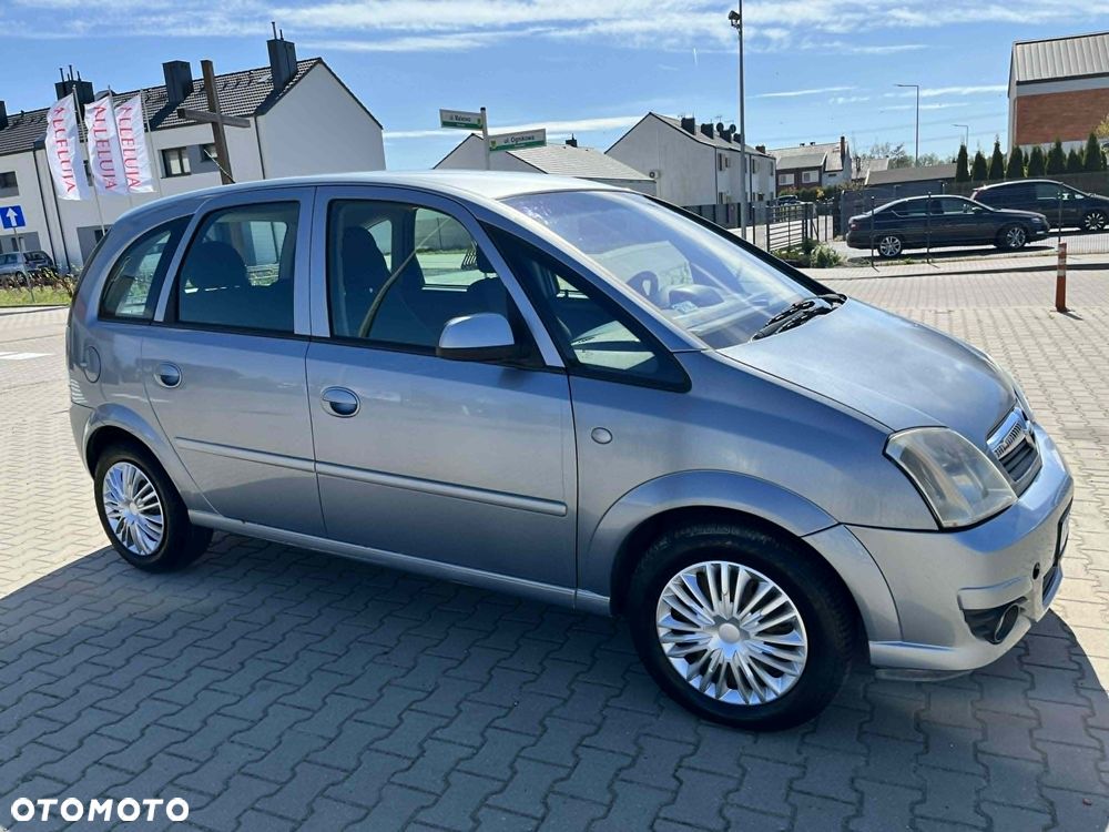 Opel Meriva - 9