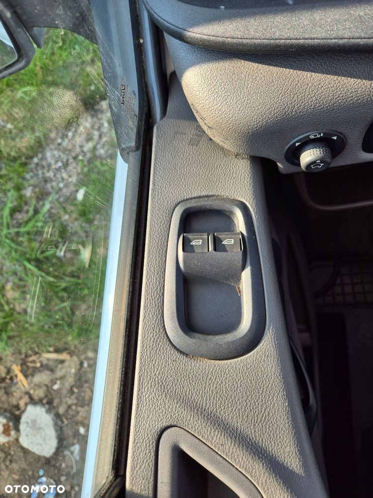 Ford Transit MK8 Lift - 27