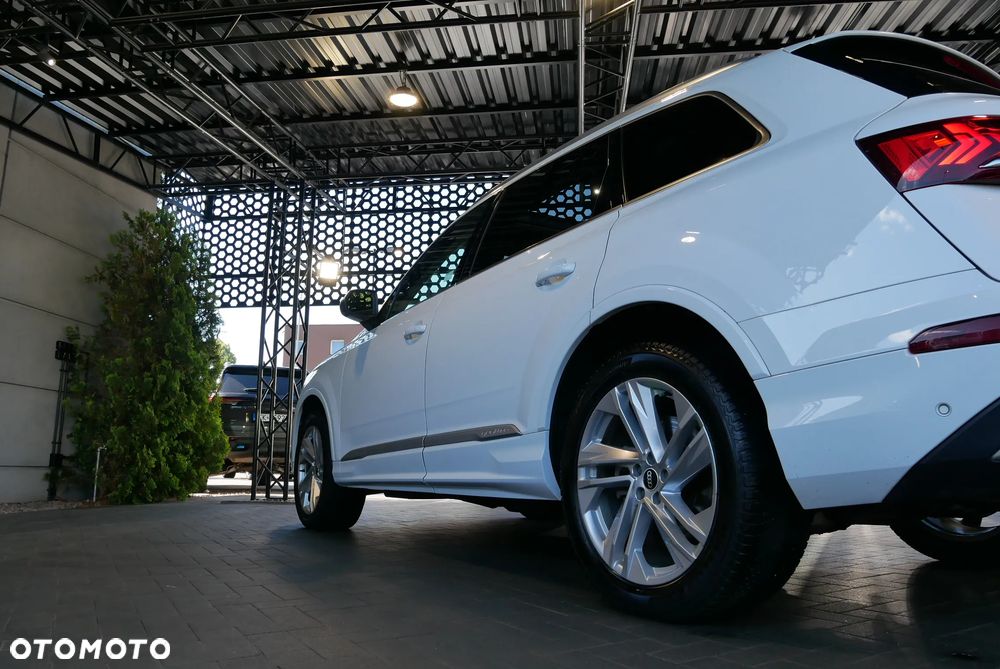 Audi Q7 - 36