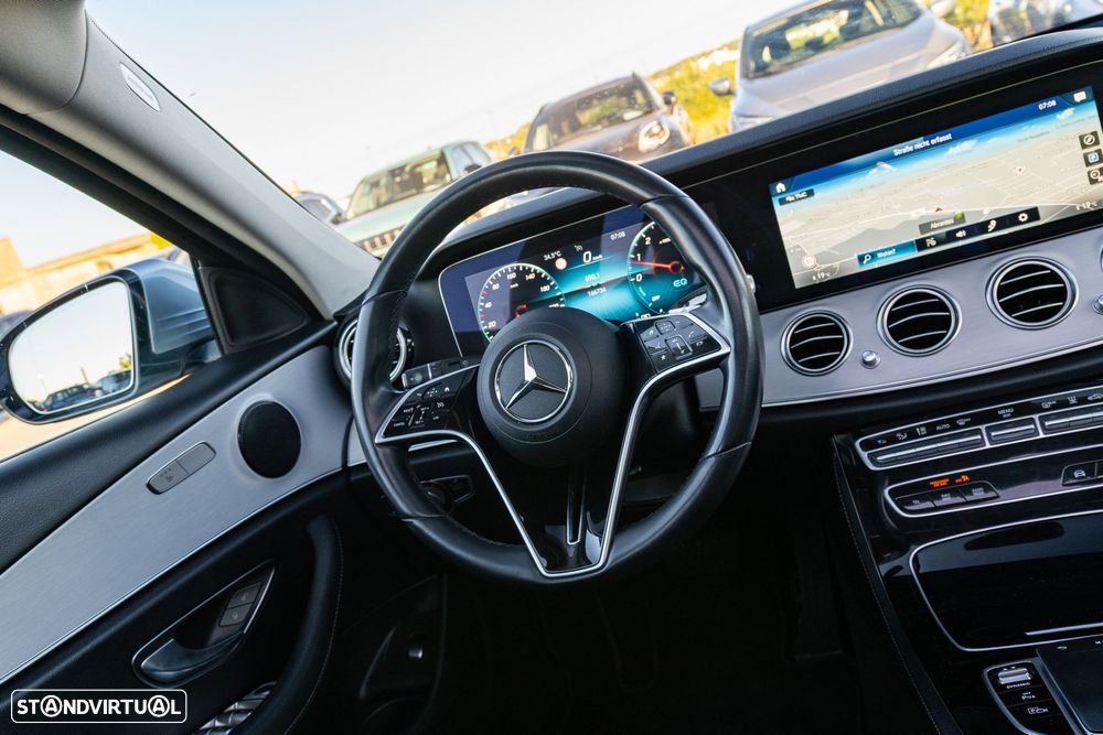Mercedes-Benz E 300 de Avantgarde 4Matic - 25