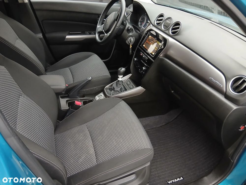 Suzuki Vitara - 21