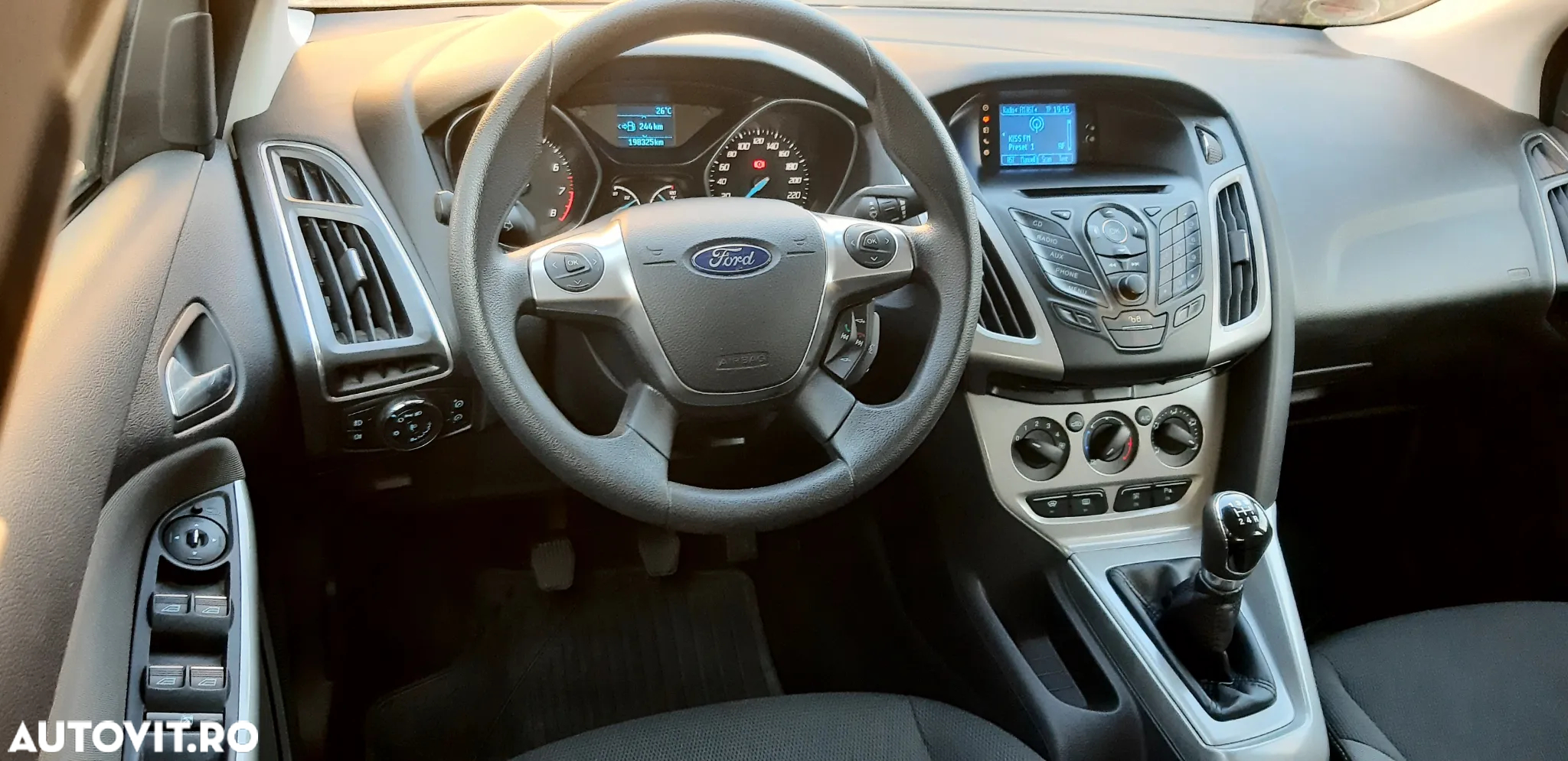Ford Focus 1.6 Ti-VCT Sport - 12