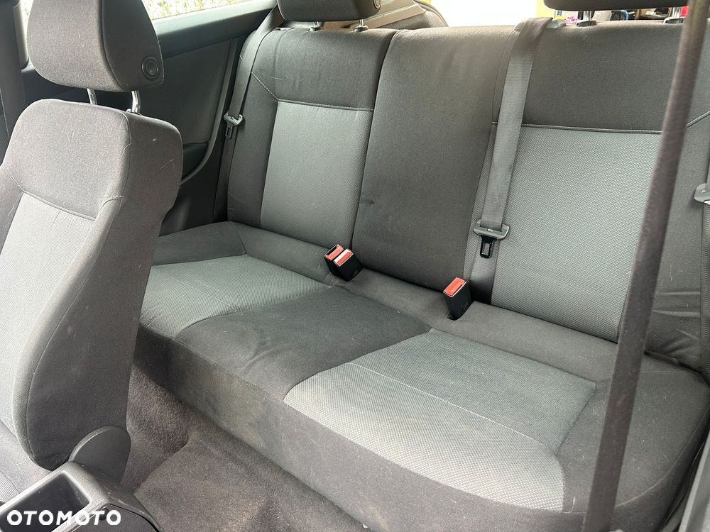 Opel Astra 1.3 CDTI - 10