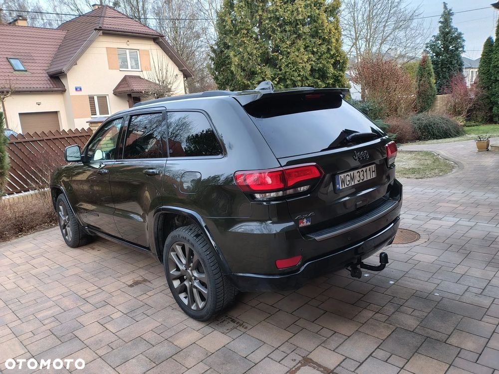 Jeep Grand Cherokee - 17