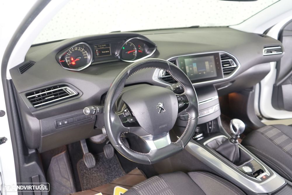 Peugeot 308 SW 1.6 e-HDi Allure - 13