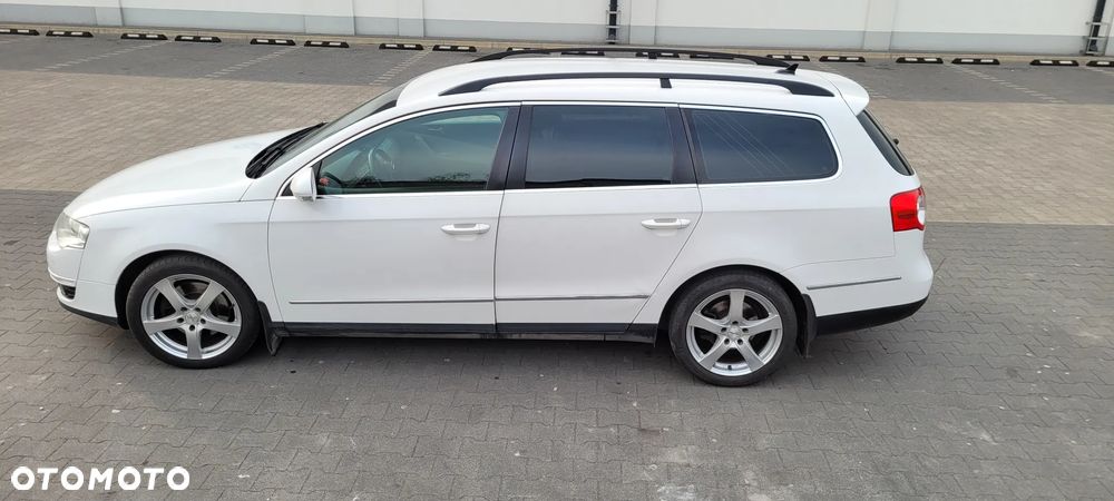 Volkswagen Passat 2.0 TDI DPF Highline - 4