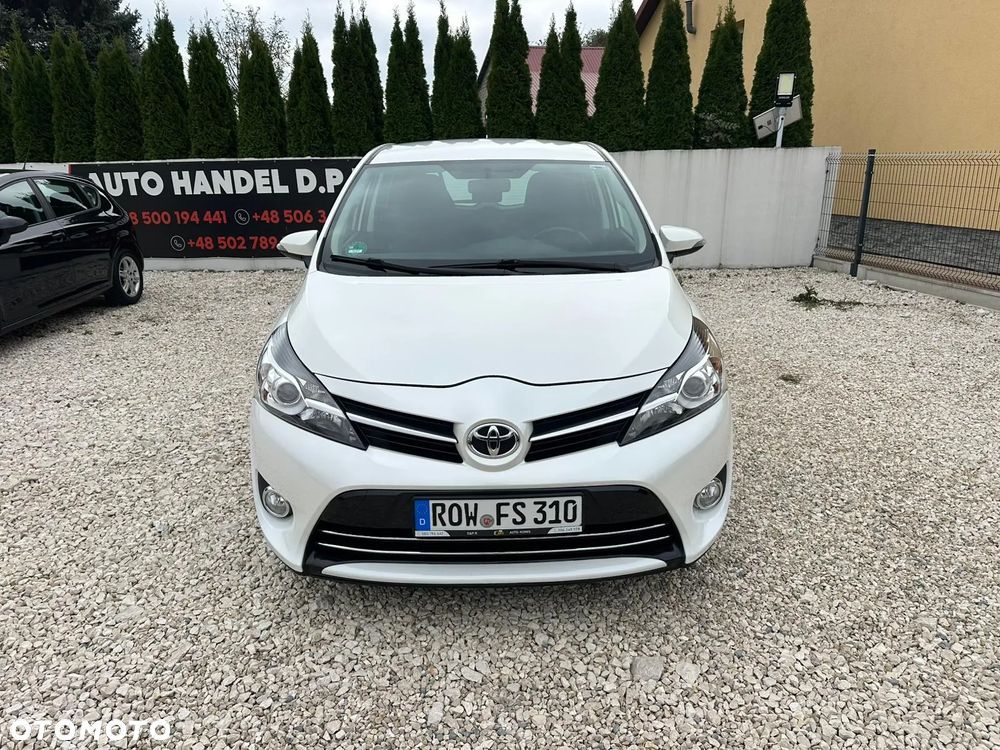 Toyota Verso 1.8 5-Sitzer Executive - 2