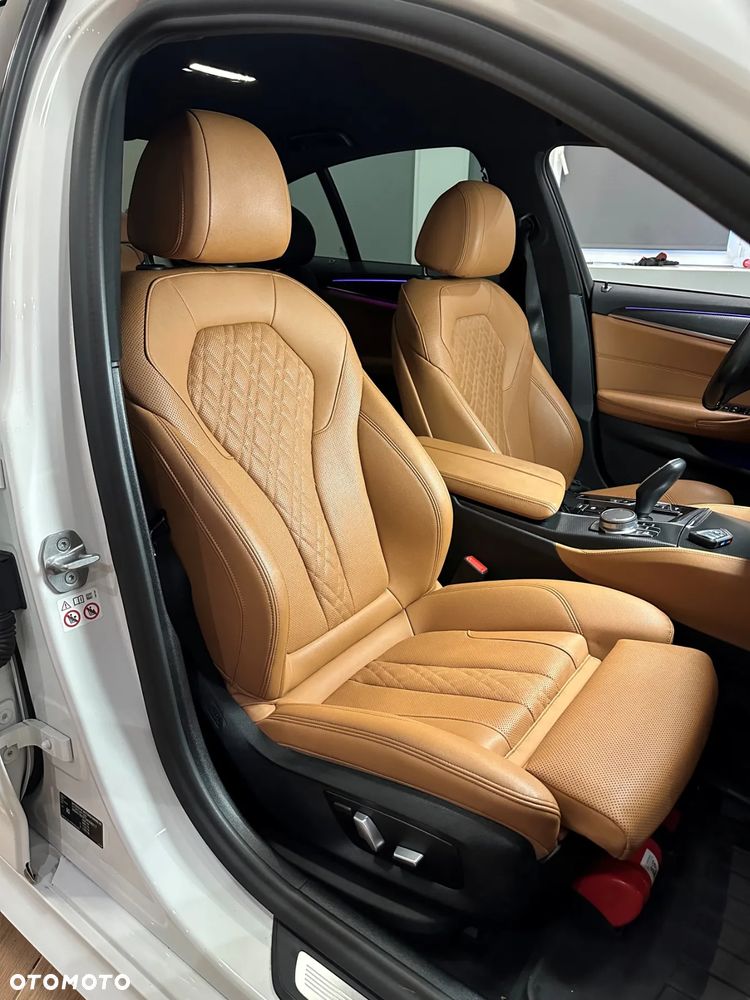 BMW Seria 5 520d xDrive MHEV M Sport sport - 6