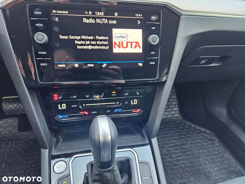 Volkswagen Passat 1.5 TSI EVO Elegance DSG - 10