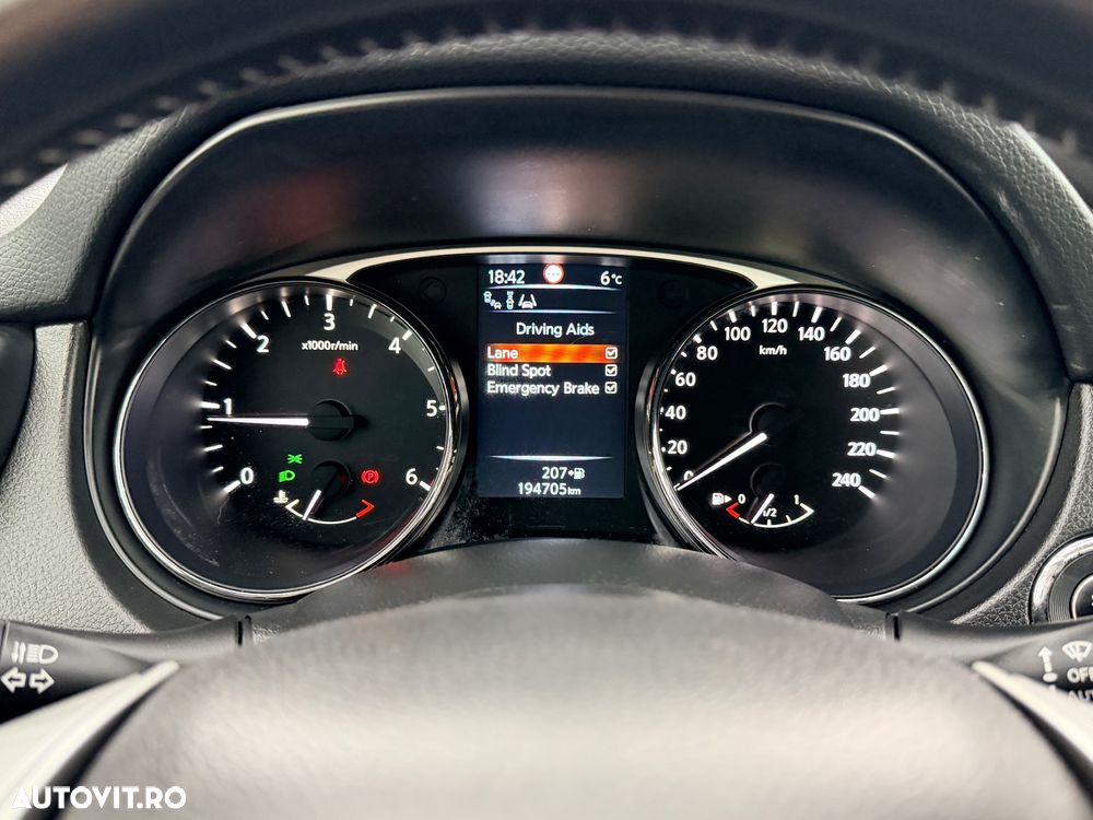 Nissan X-Trail 1.6 dCi Tekna - 24