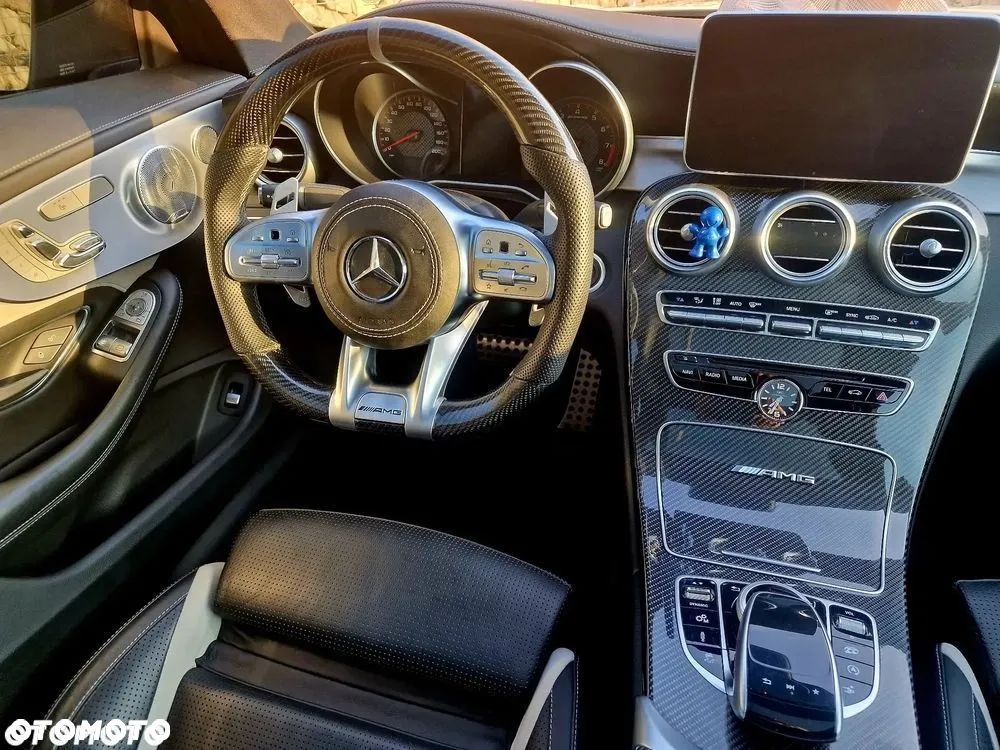 Mercedes-Benz Klasa C AMG 63 Coupe S AMG Speedshift 7G-MCT Edition 1 - 32