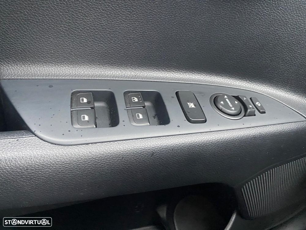 Kia Stonic 1.0 T-GDI Drive - 6