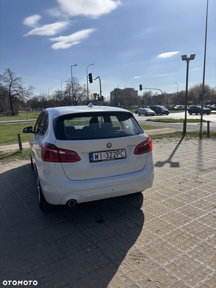 BMW Seria 2 216d - 14