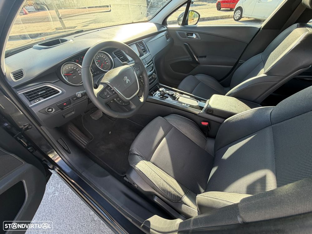 Peugeot 508 2.0 HDi Hybrid4 2-Tronic J18 - 30