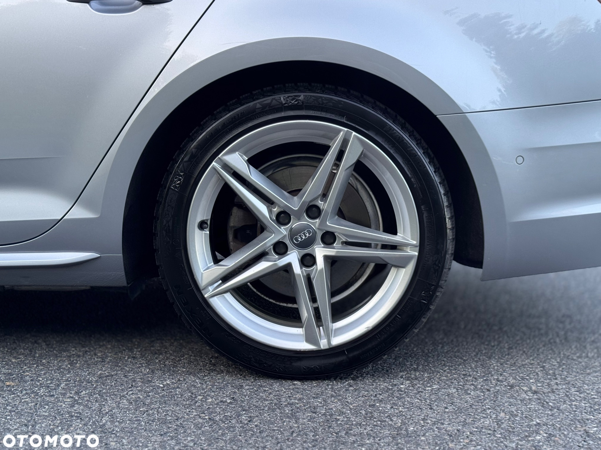 Audi A4 Avant 40 TDI quattro S tronic S line - 22