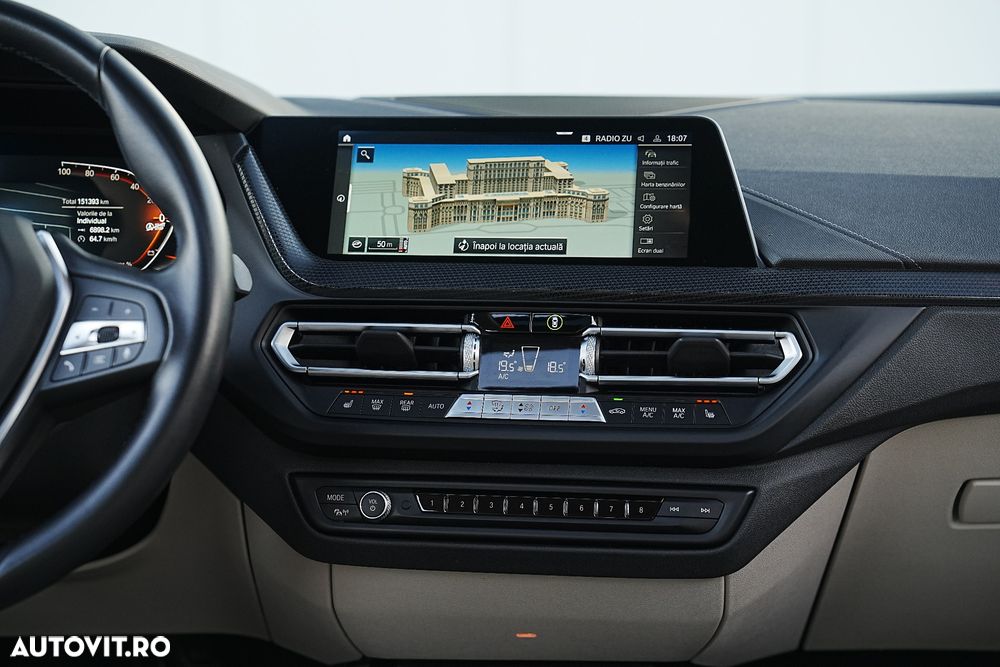 BMW Seria 2 218i Aut. Luxury Line - 27