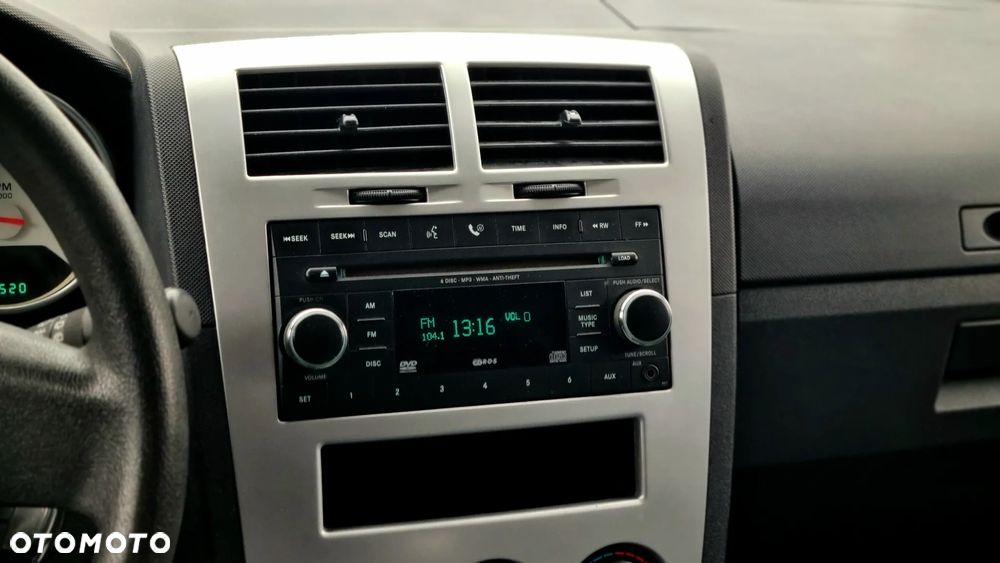 Dodge Caliber 1.8 SXT - 14