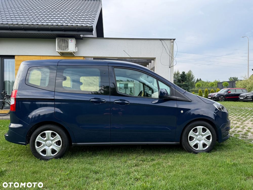 Ford Tourneo Courier 1.5 TDCi Trend - 18