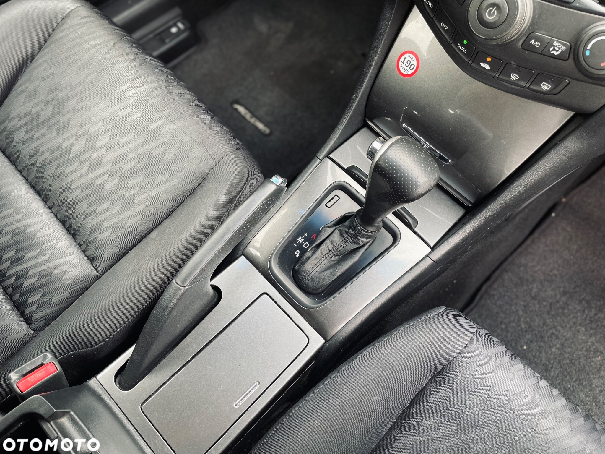 Honda Accord Tourer 2.0 i Automatik Comfort - 21
