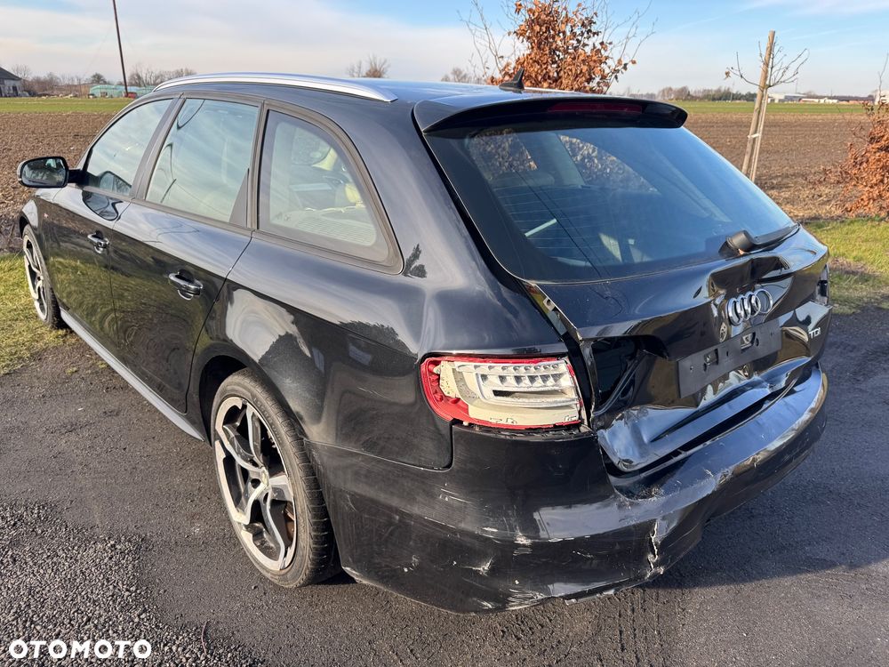 Audi A4 ver-avant-2-0-tdi-dpf-multitronic-s-line-sportpaket - 3