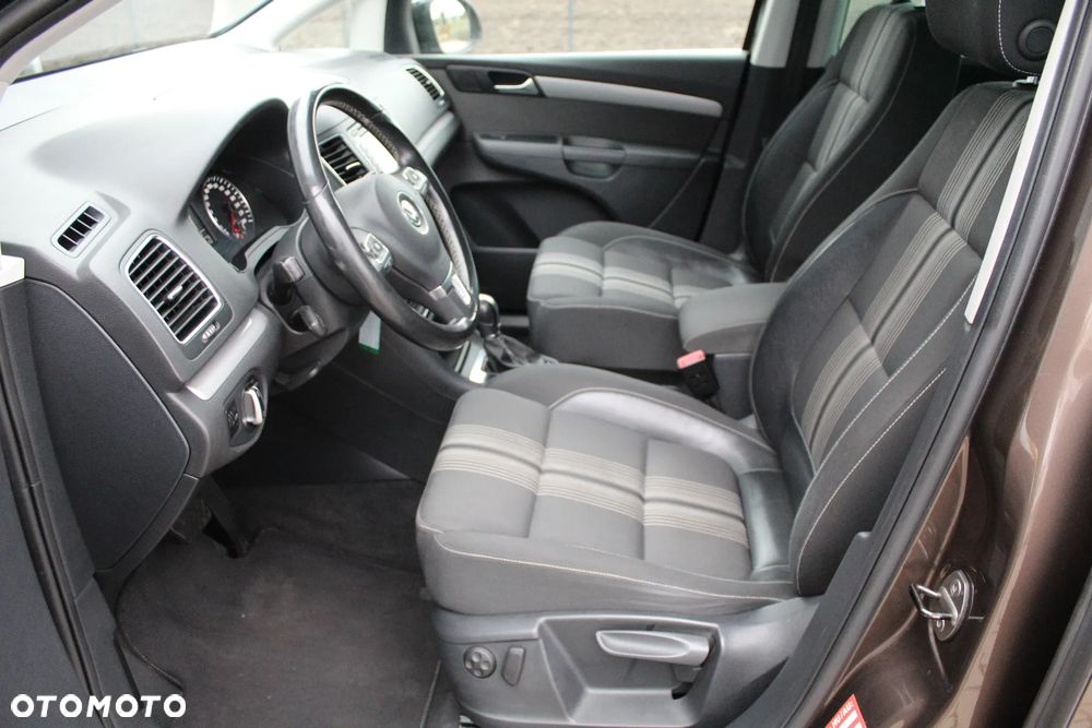 Volkswagen Sharan 2.0 TSI DSG Highline - 12