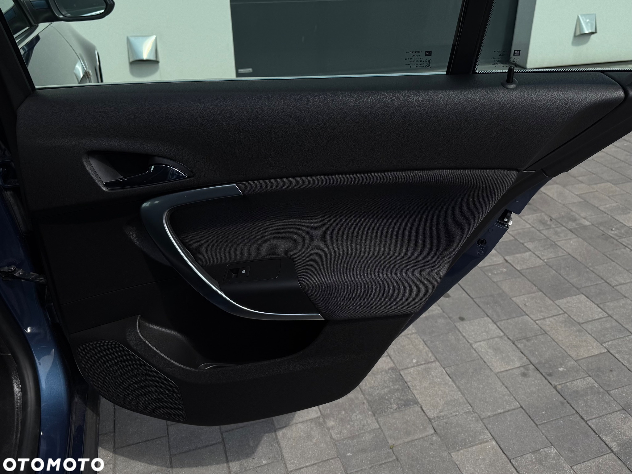 Opel Insignia 2.0 CDTI Executive S&S - 33