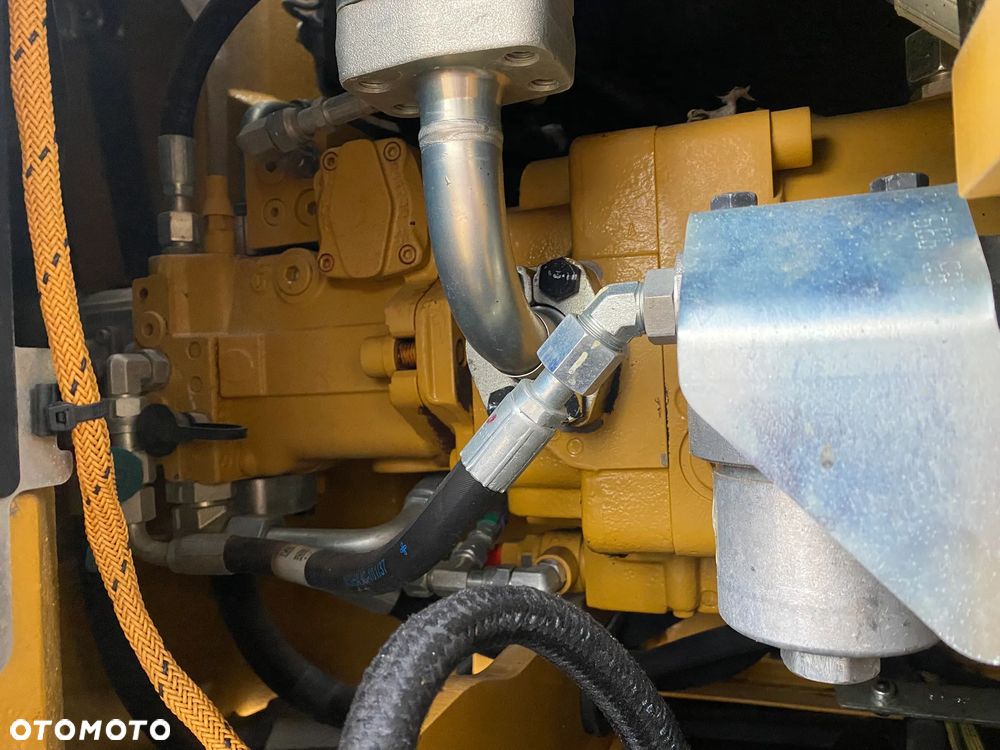 Caterpillar CAT M317F, 2018 ROK, 7800 MTH, Z NIEMIEC, KRÓTKI TYŁ, SERWISOWANA W CAT, - 24