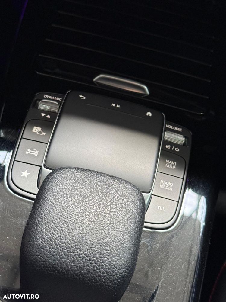 Mercedes-Benz A 180 7G-DCT AMG Line - 34