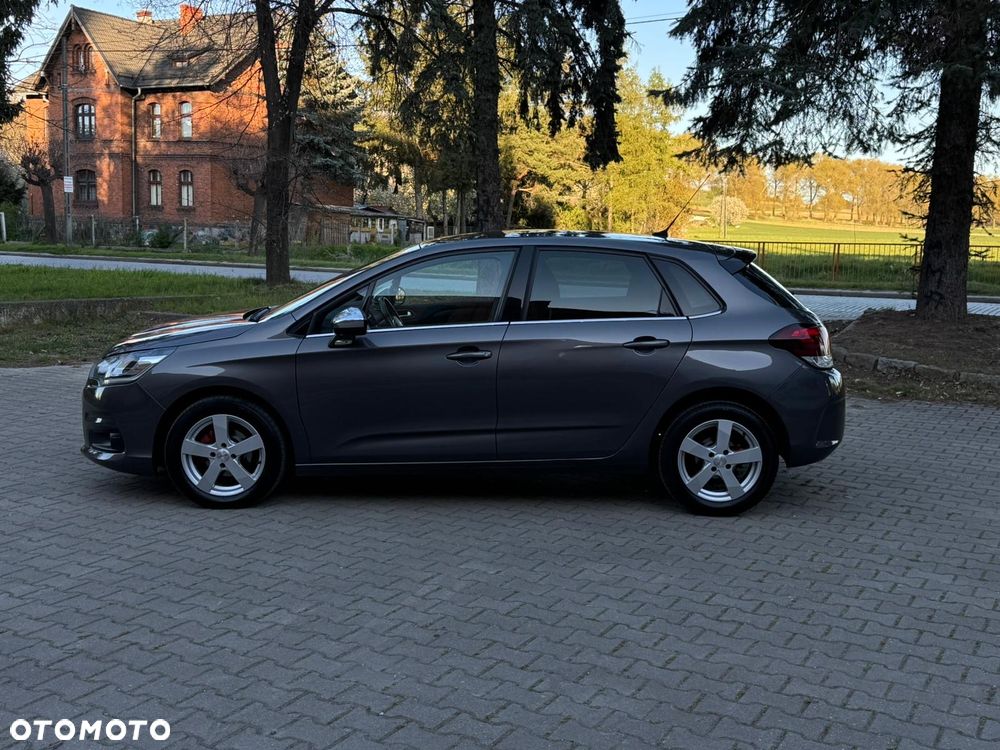 Citroën C4 1.2 PureTech Feel - 2