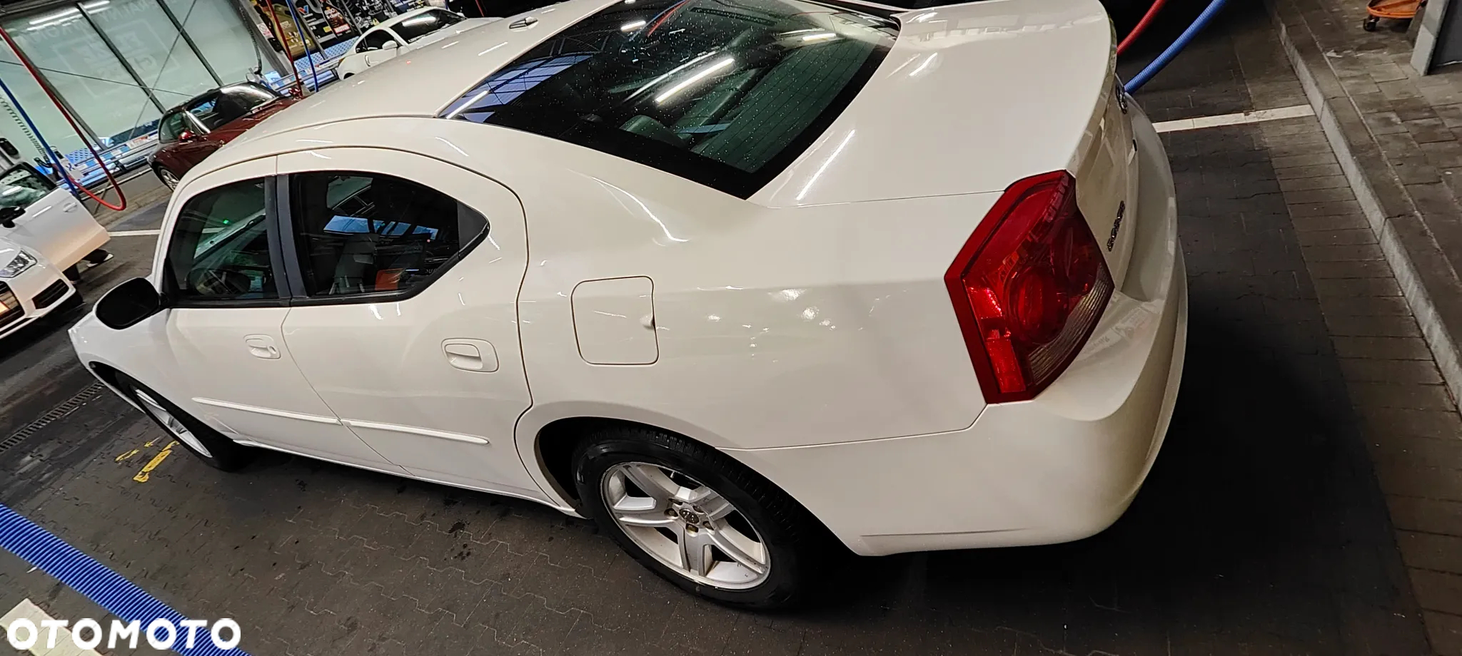 Dodge Charger 3.5 V6 SXT - 9