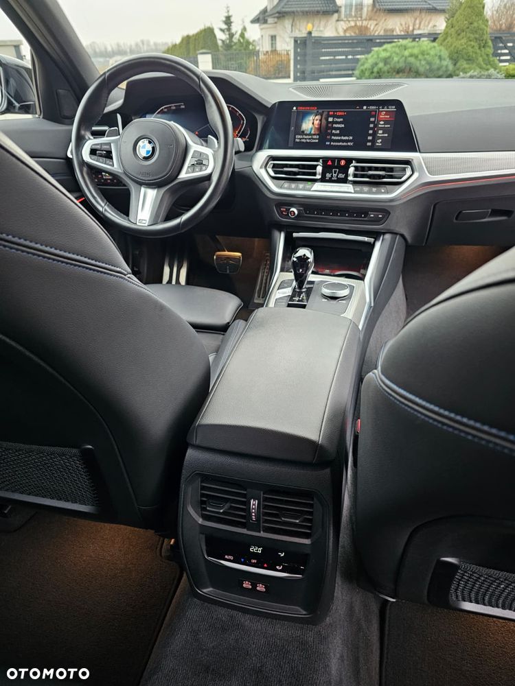 BMW Seria 3 320d xDrive M Sport Sport - 10