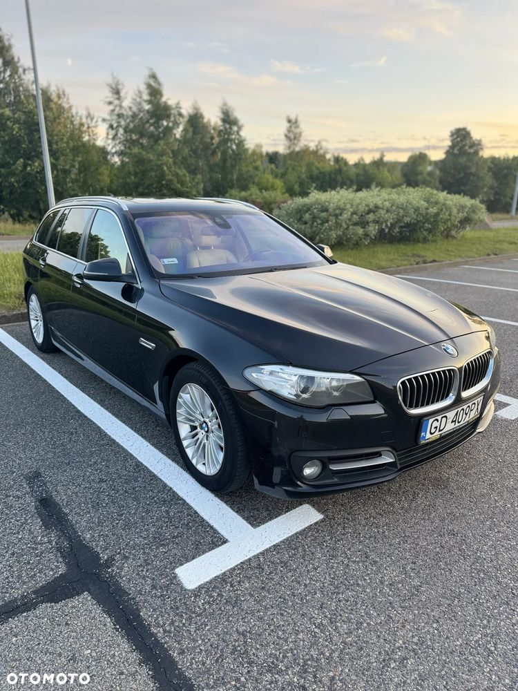 BMW Seria 5 525d Luxury Line - 1
