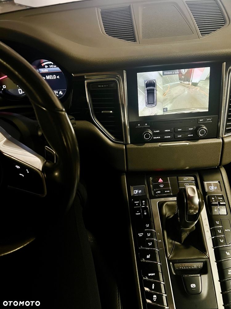 Porsche Macan - 10