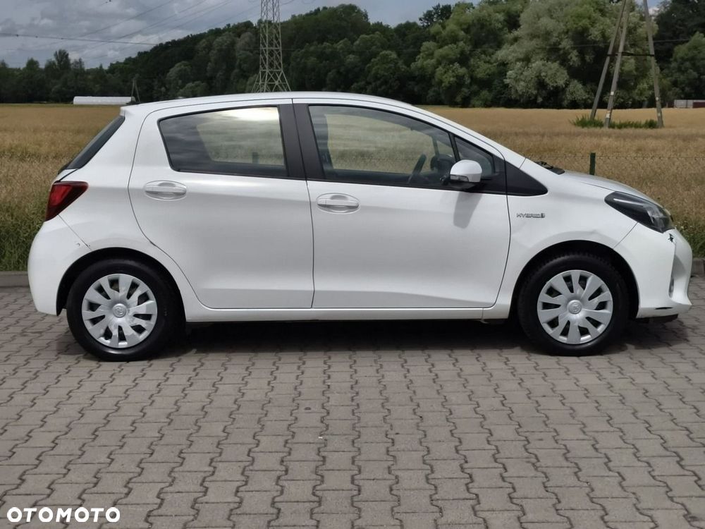 Toyota Yaris - 8