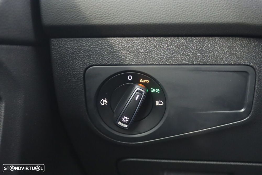 VW Tiguan Allspace 2.0 TDI Conceptline DSG - 18