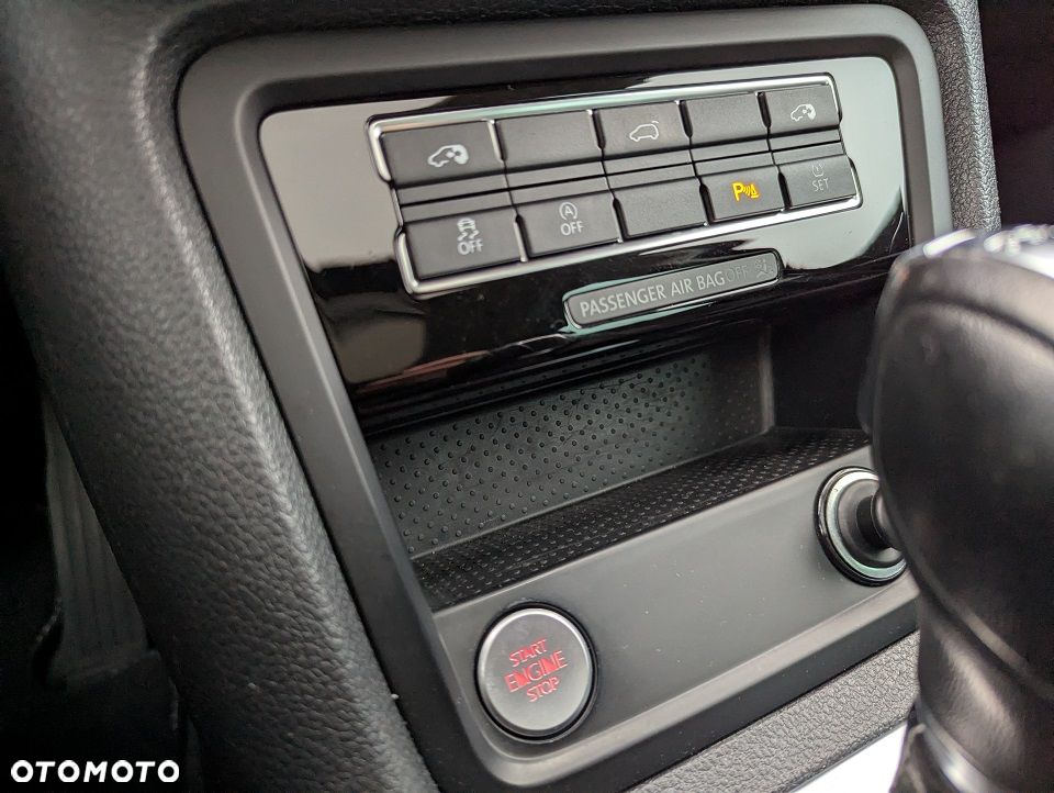 Volkswagen Sharan 2.0 TDI DSG Blue Motion Match - 22