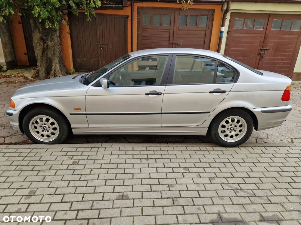 BMW Seria 3 - 4