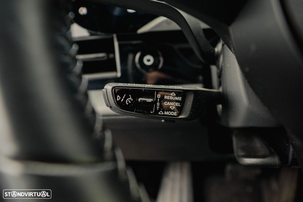 Porsche Taycan Cross Turismo 4 - 10