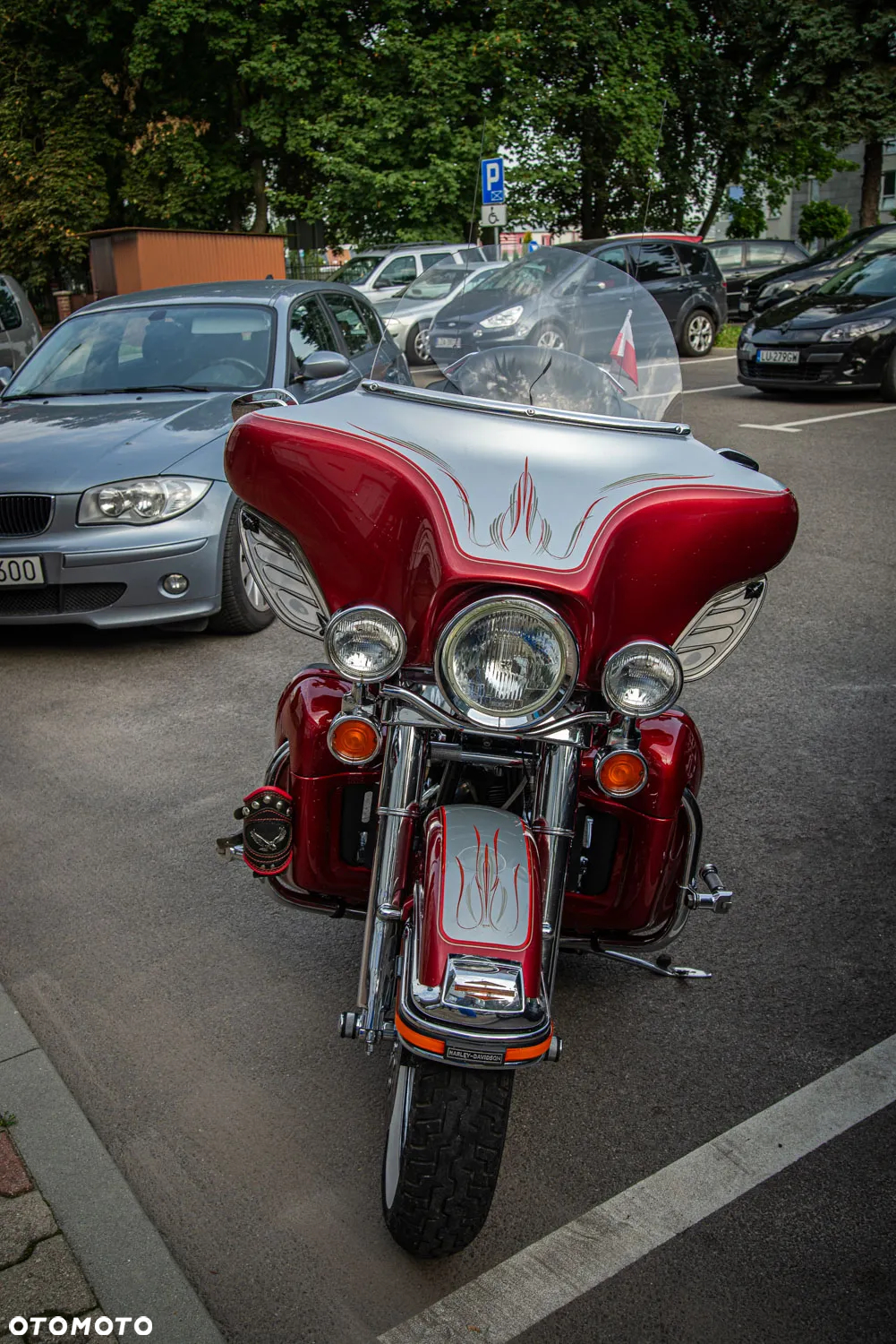 Harley-Davidson FLH Electra Glide - 14