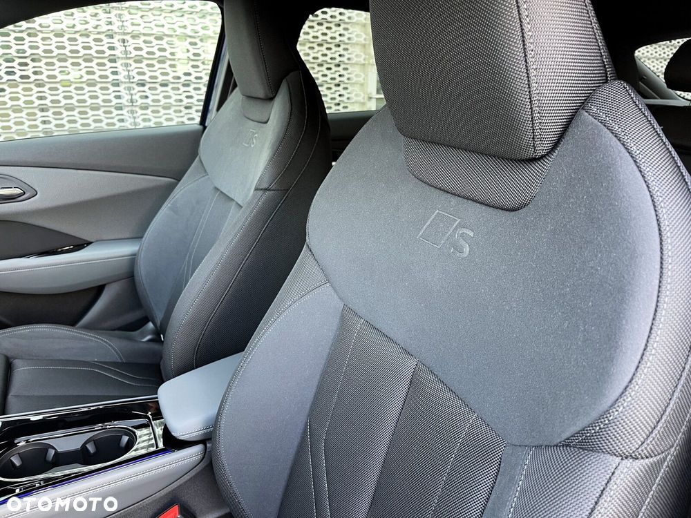 Audi Q3 Sportback - 16