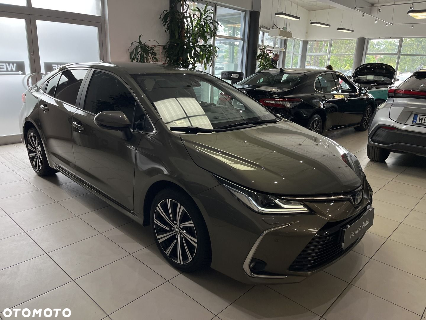 Toyota Corolla - 2